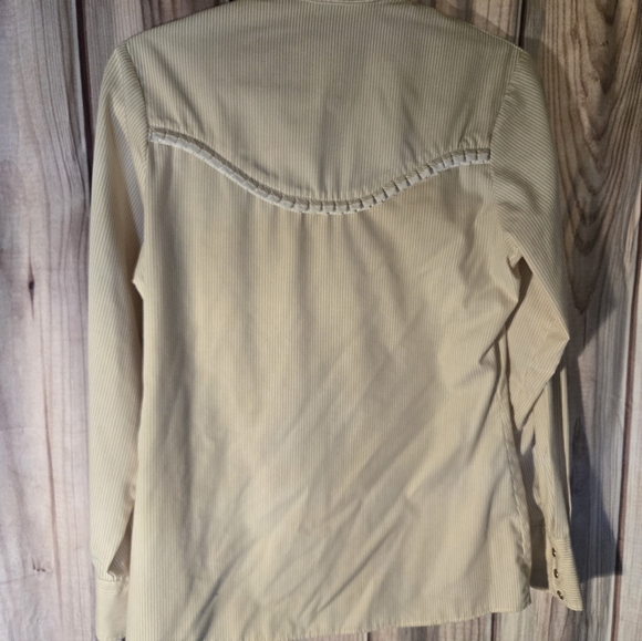 Vintage Striped Ruffle Pearl Snap Button Up - Picture 4 of 4